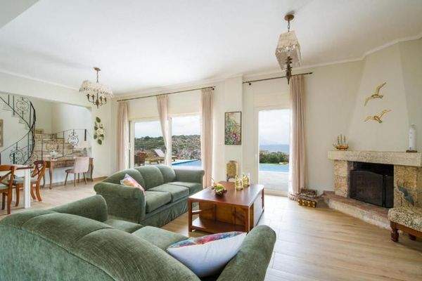 Kreta, Kokkino Chorio: Villa mit spektakulärem Blick auf das Meer und den Sonnenuntergang zu verkaufen