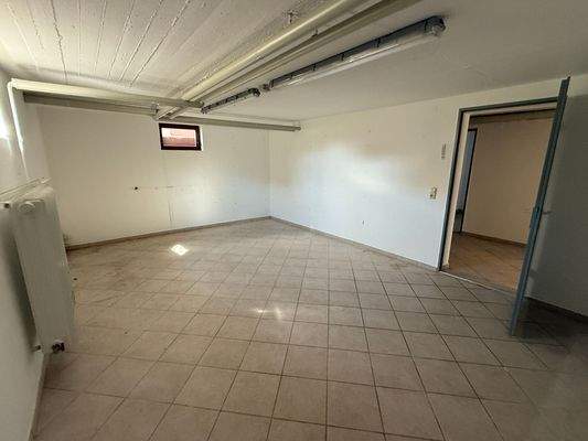 Geräumiger Kellerraum