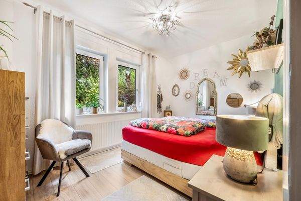 KSH_484_Schlafzimmer mit Ankleide (EG)