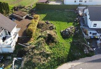 Blick auf das Grundstück