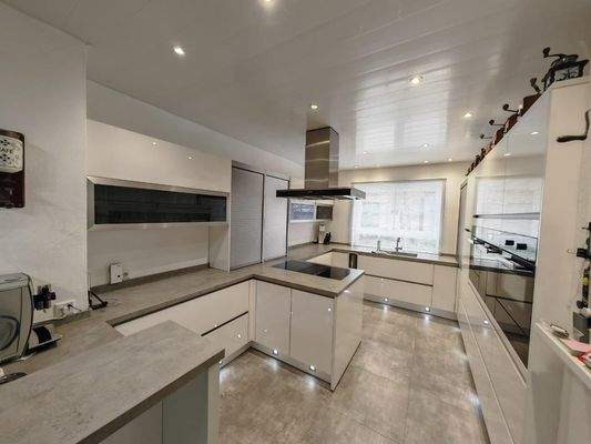 Küche Erdgeschoß 2/4