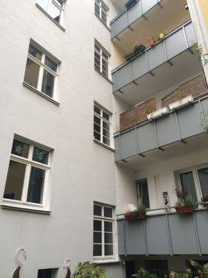 Modernes Mehrfamilienhaus