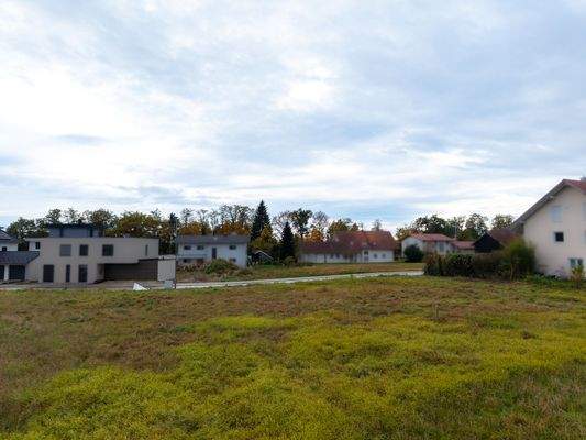 Blick von Theresia-Gerhardinger- in Richtung Raitenaustrasse