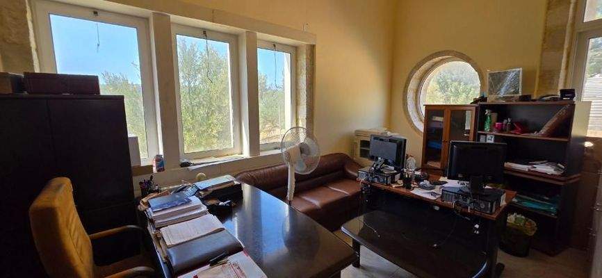 Kreta, Gournes: Freistehender Bungalow zu verkaufen