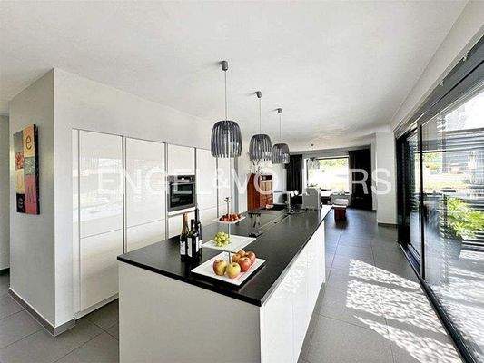 hochwertige Einbauküche