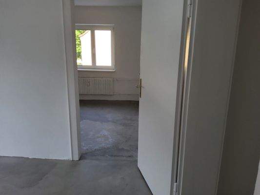 17485865489785002590663520675352