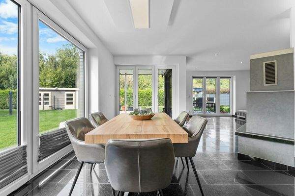 Wohn u. Essbereich EG