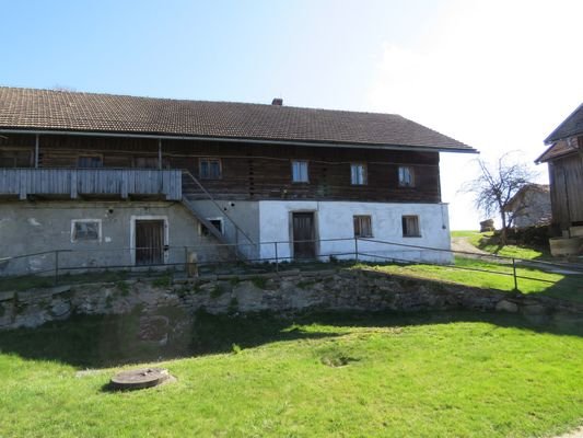 Wohnhaus und Stallseite 