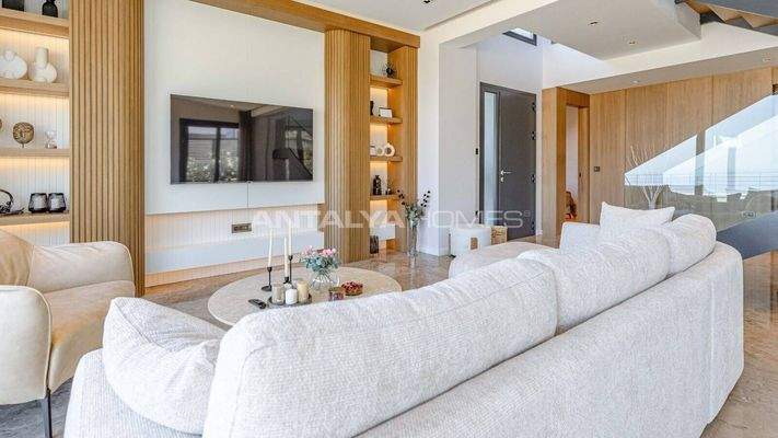 Sea View Houses with Private Pool and Garden in Bodrum