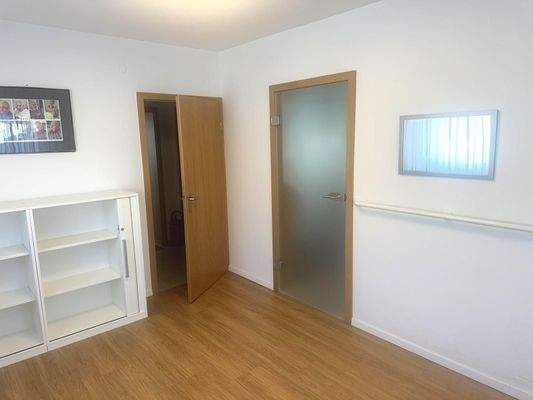 EG_Anbau_Pflegezimmer mit Bad