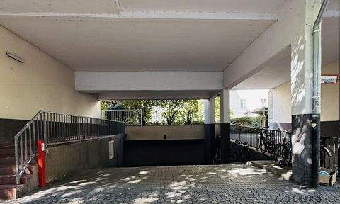 München Garage, München Stellplatz