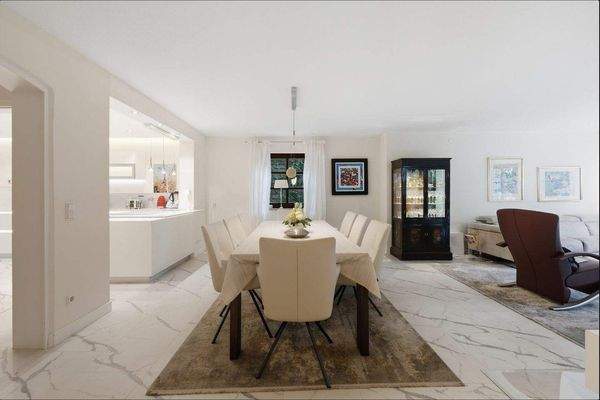 Stilvoller Essplatz.jpg