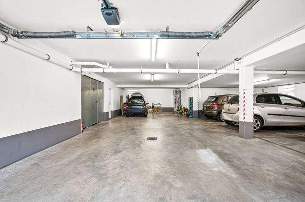 Tiefgarage / Kellerraum