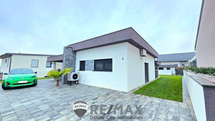 17 Vorderansicht Haus