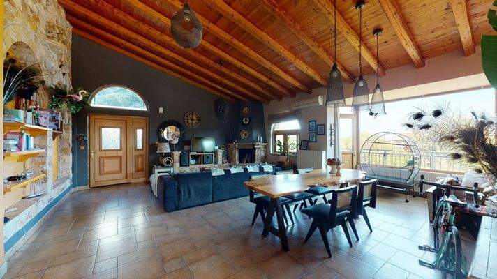 großer Wohn und Essbereich