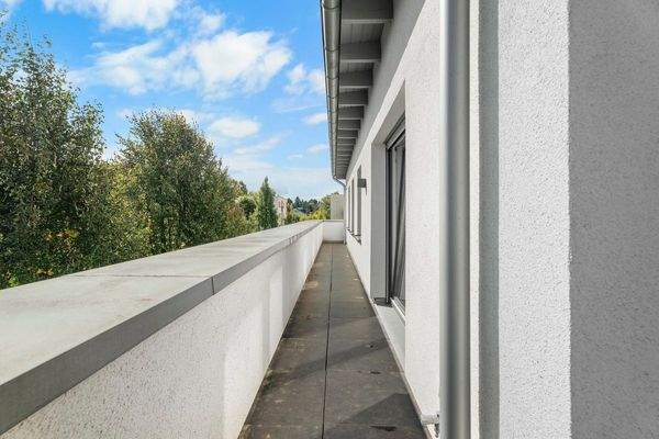 5Plus Immo Gewerbeobjekt Miete Würselen