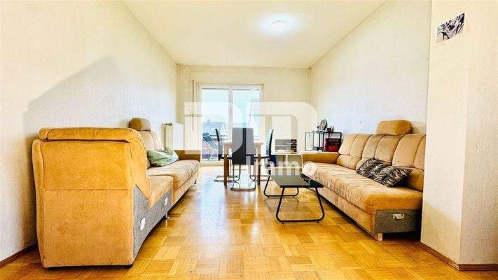 WE2 OG Wohn / Esszimmer / Zugang Balkon