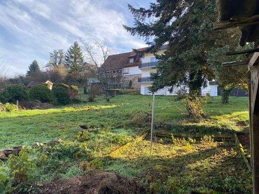 grosses Grundstück