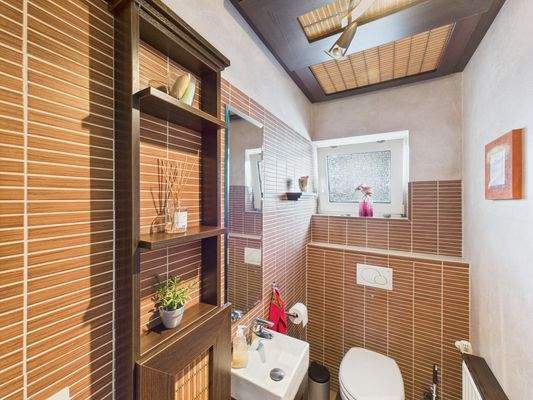 CAM03784G0-PR0076-STILL014