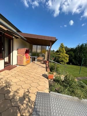 Terrasse mit Loggia