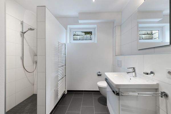 Drittes Badezimmer / Fitnessraum