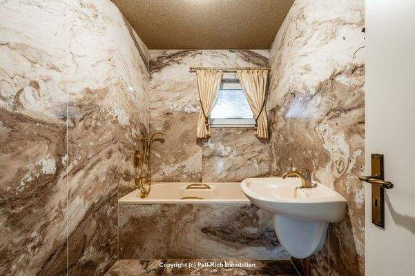 Badezimmer Hauptwohnung EG