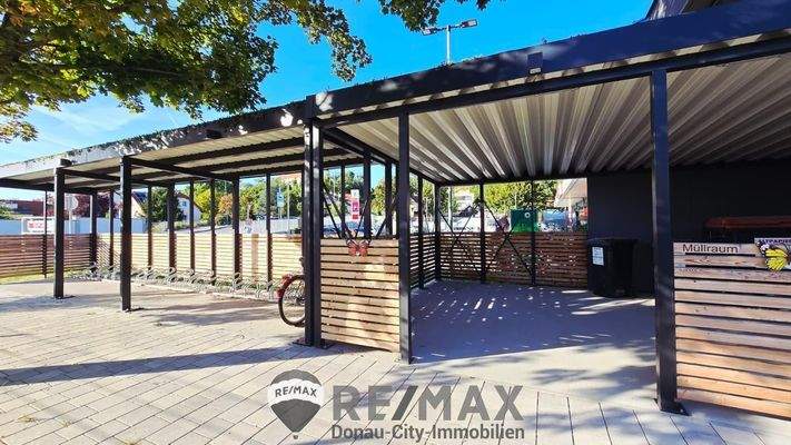 10 Gemeinschaftsraum für Abfallentsorgung