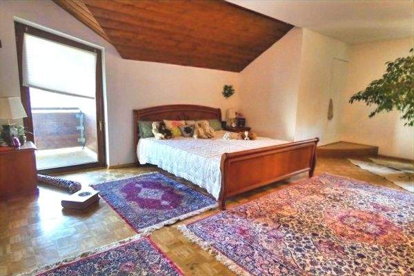 Elternschlafzimmer DG