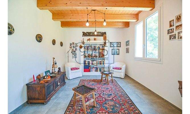 Zeitgemäße Landvilla in nachhaltiger Holzbauweise mit Panoramablick bei Potenza Picena