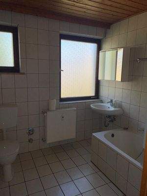 Modernes Badezimmer