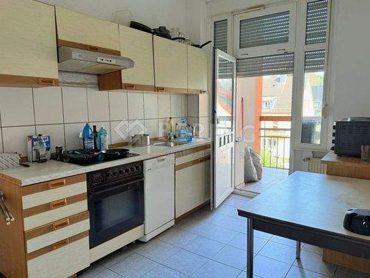 WE 4: Küche m. Balkon im 2. OG