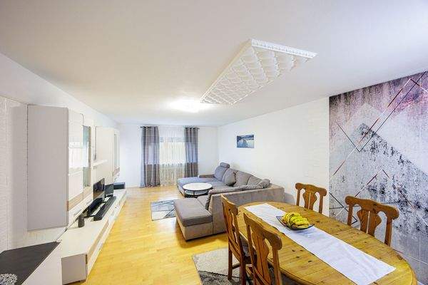 Wohn- und Essbereich