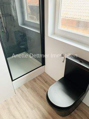 Tageslichtbad mit Dusche