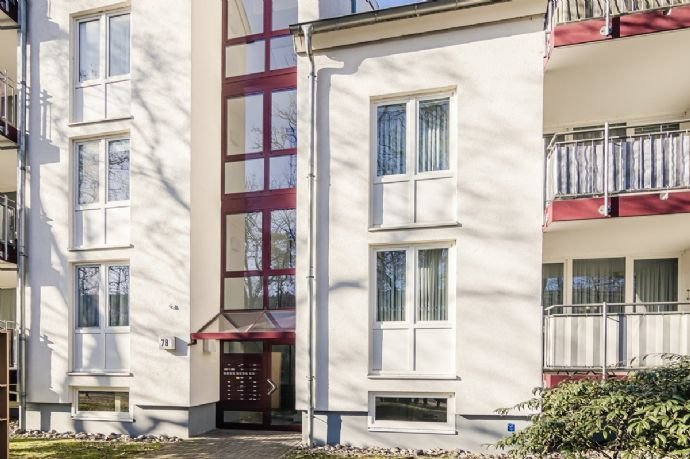 Mit guten Energiewerten: Moderne 2-Zimmer-Wohnung mit Stellplatz in gepflegtem Mehrfamilienhaus