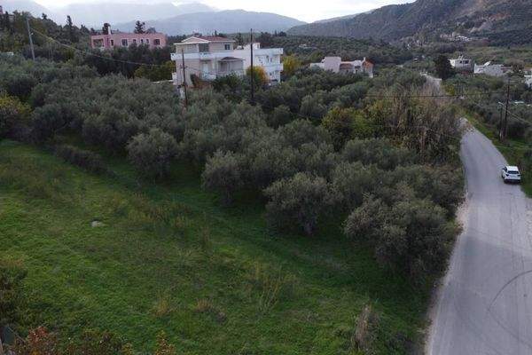 Kreta, Kalyves: Grundstück mit bezauberndem Meerblick zu verkaufen, nur wenige Schritte vom Strand entfernt