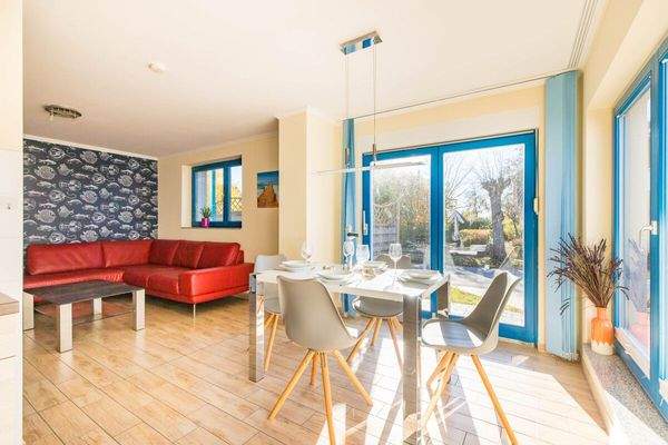 Zweifamilienhaus EG- Wohn-/Esszimmer