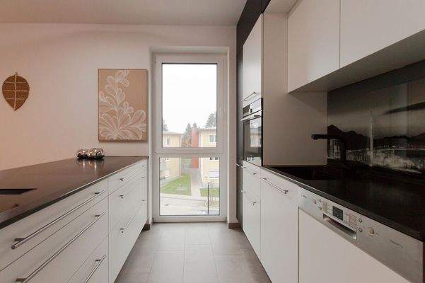 6 ETW Mauthausener Str. Enns Kü 2