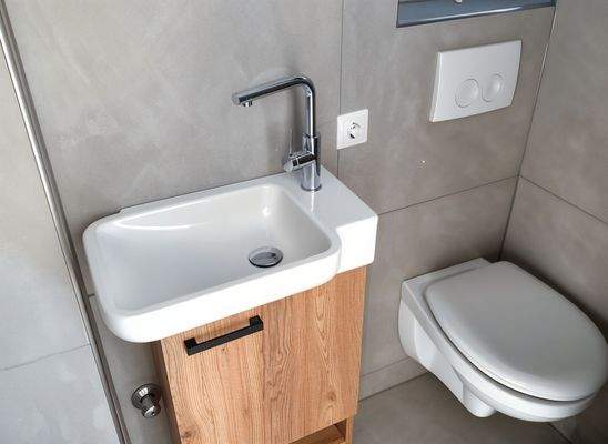 Badezimmer- (KI optimiert)