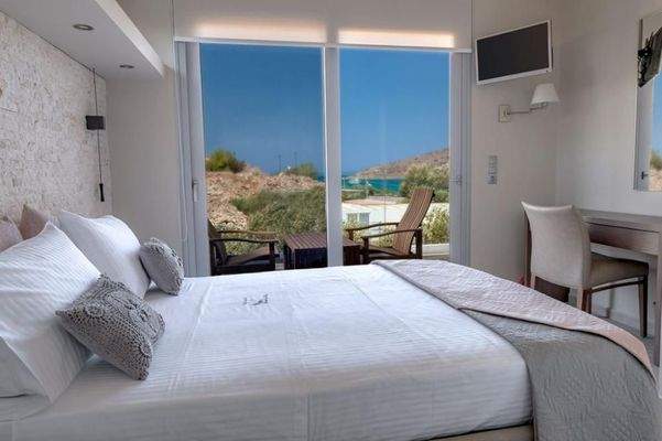 Kreta, Tsifliki: Umweltfreundliche Villa mit Pool, Garten und Whirlpool bei Elounda zu verkaufen