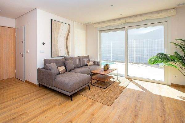 Villas Close to the City in Hondón de las Nieves Alicante