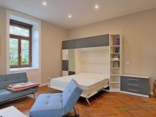 Schrankbett geöffnet