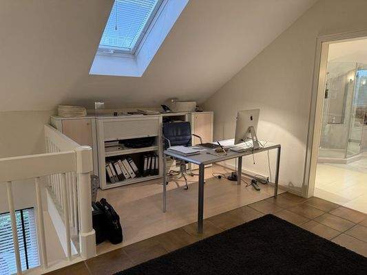 Buchloe-German-Deutschland-Haus-Verkauf-Neu-Nähe München-Oktoberfest-Stadtleben-Landschaft-Garten-Luxus