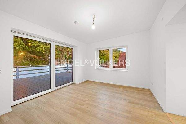 Esszimmer (ELW) mit Zugang zur Dachterrasse