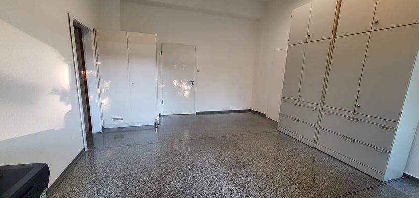 WhatsApp Image 2025-04-02 at 09.47.04 (8).jpeg