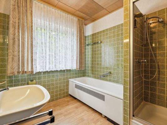 Badezimmer Erdgeschoss