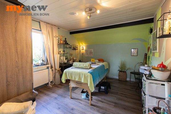 zweites Schlafzimmer 1.OG