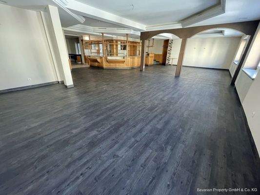 Café/Restaurant 1. OG