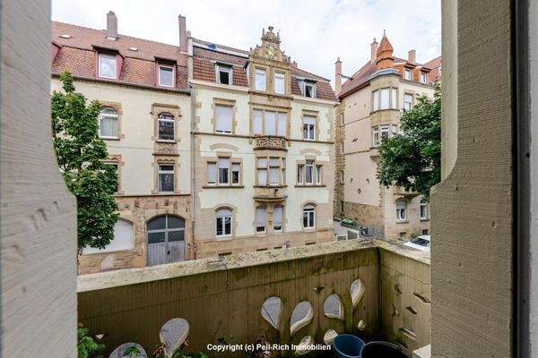 Balkon Vorderseite 1.OG