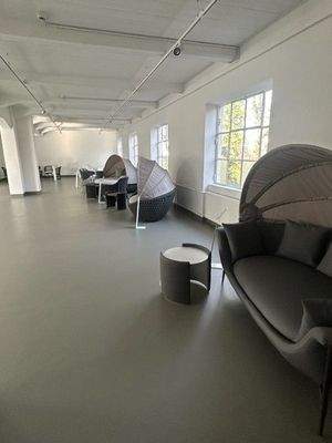 Büroflächen (Nebengebäude)