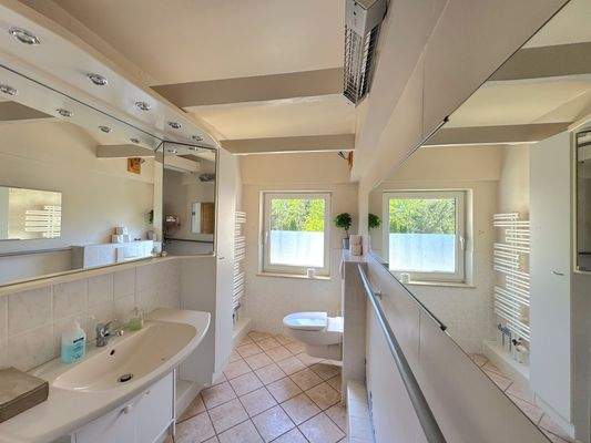 Badezimmer OG